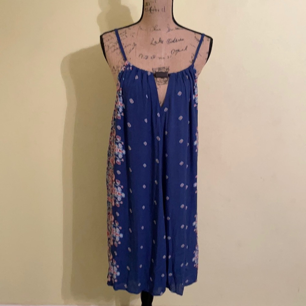Lightweight summer dress with adjustable straps